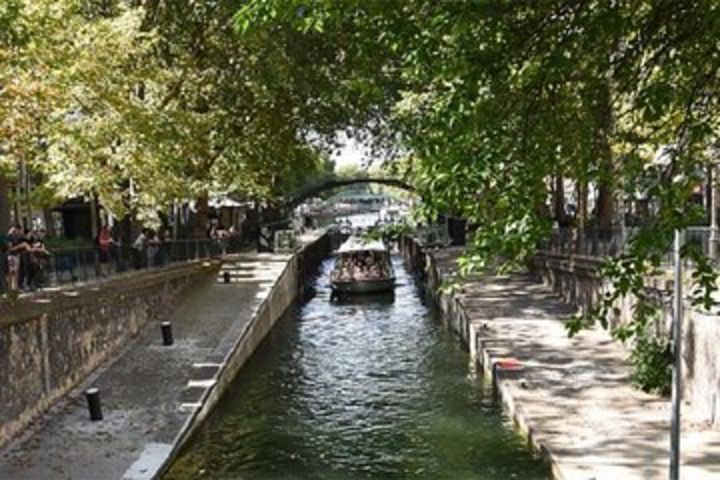 Romantic Cruise "The Old Paris" on the Canal Saint Martin image