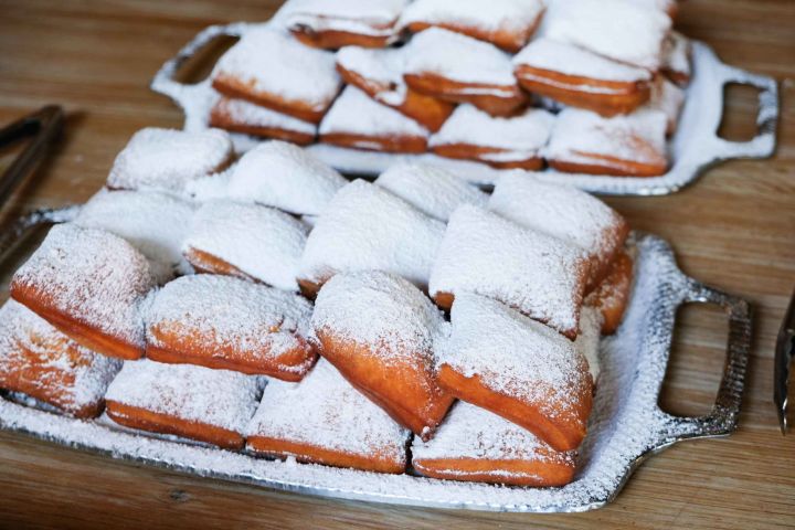 New Orleans: Guided Delicious Beignet Tour with Tastings image