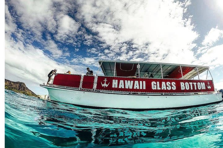 Daytime Waikiki Boat Tour image