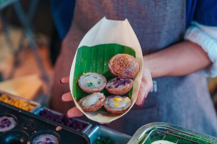  Enjoy Siem Reap Evening Food Tour (100% Locals Tasting) image