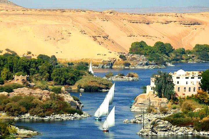 Nile Cruise from Aswan to Luxor with Daily Guided Trip image