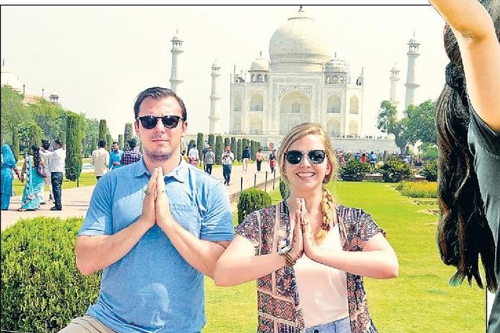 Agra Private Full-Day Guided Tour from Delhi image