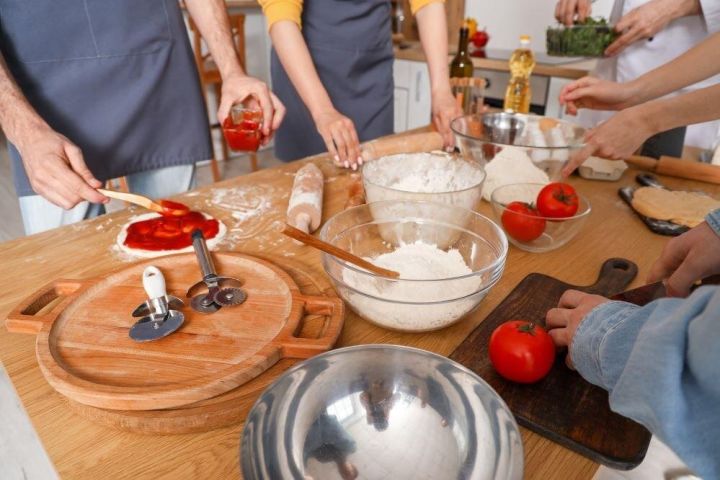 Authentic Pizza and Gelato Cooking Class in Siena image