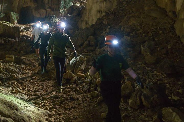 Elephant Cave and Ma Da Valley one day tour image