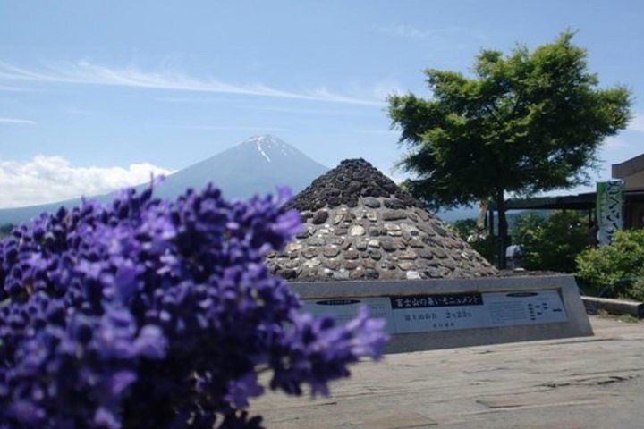 Narita & Haneada Airport Transfer Private Car van  image