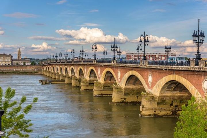 Bordeaux UNESCO Guided Walking Tour (private) image
