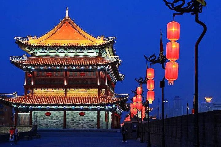 Flexible Private Nanjing City Night Tour with Dinner Option  image