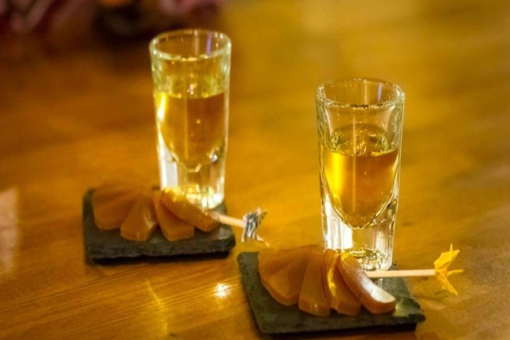Tokyo: Luxury Sake, Cocktail, and Whiskey Pairing Tour image
