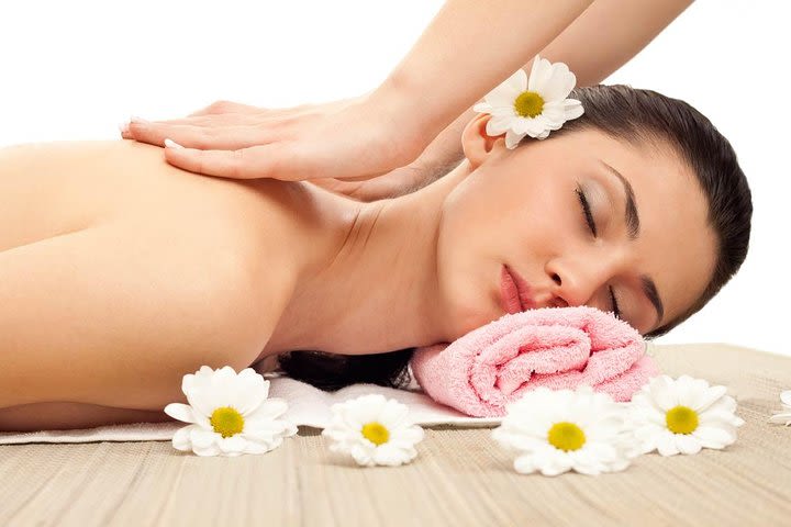 One hour Full Body Massage Fascinating Therapy, Sauna, Jacuzzi, Steam - Hurghada image