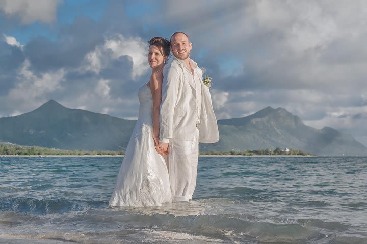 Beach wedding unforgettable dream coming true image