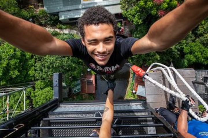 Bungy Jump and Giant Swing Combo image