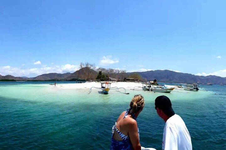 Exploring Triangle Paradise of Lombok Island - Private Day Tour image