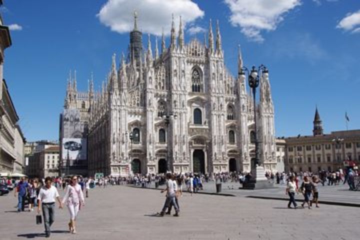 Private Best of Milan Guided Tour with Duomo, La Scala Theatre and Sforza Castle image