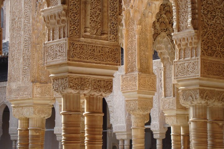 Alhambra and Albaycin Private Tour image