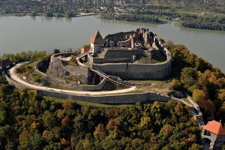 Danube Bend Privately with full board image