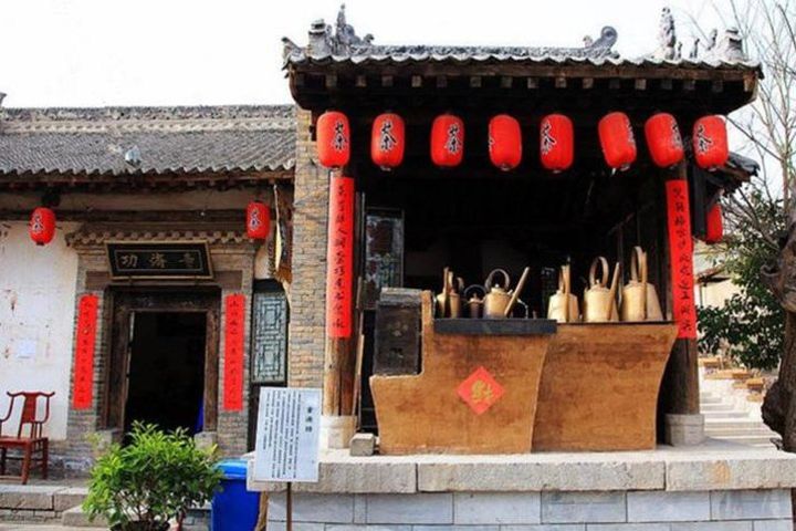 Private FaMen Temple and YuanJiaCun Ancient Town Day Trip from Xi'an image