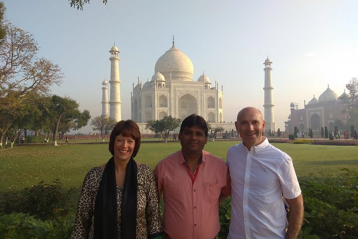 Luxurious Private Agra Overnight Tour With Bharatpur Bird Sanctuary image