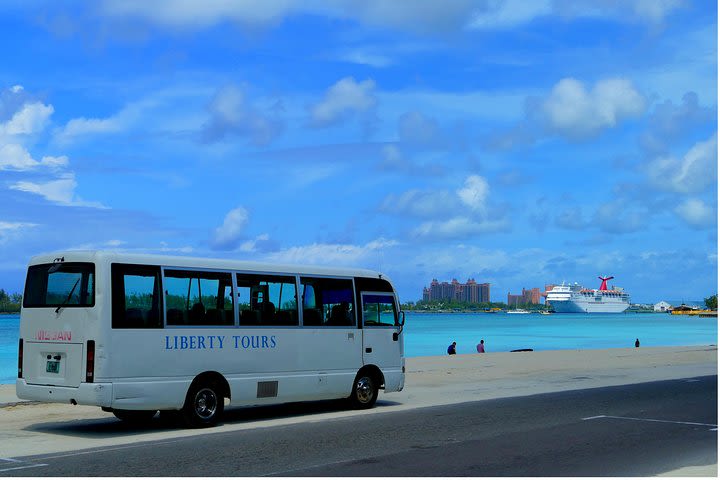 Discover Nassau Sightseeing Tour plus Atlantis Resort Visit image