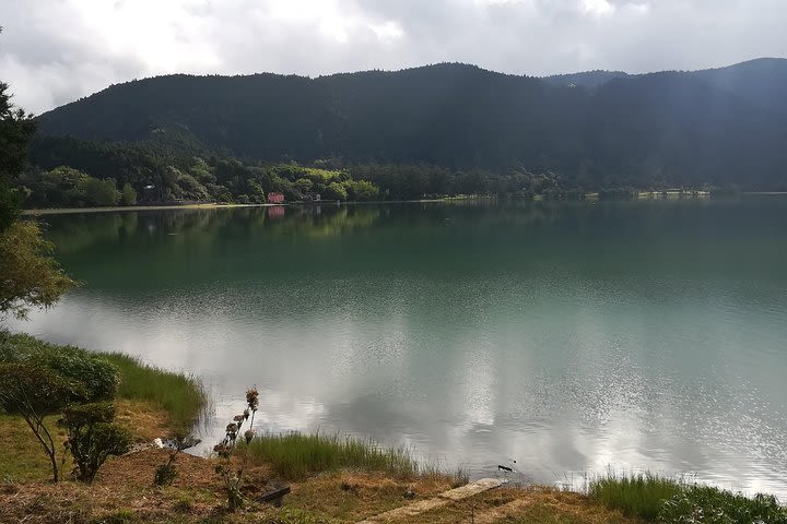 Walking Tour around the Furnas lake with thermal and lunch image