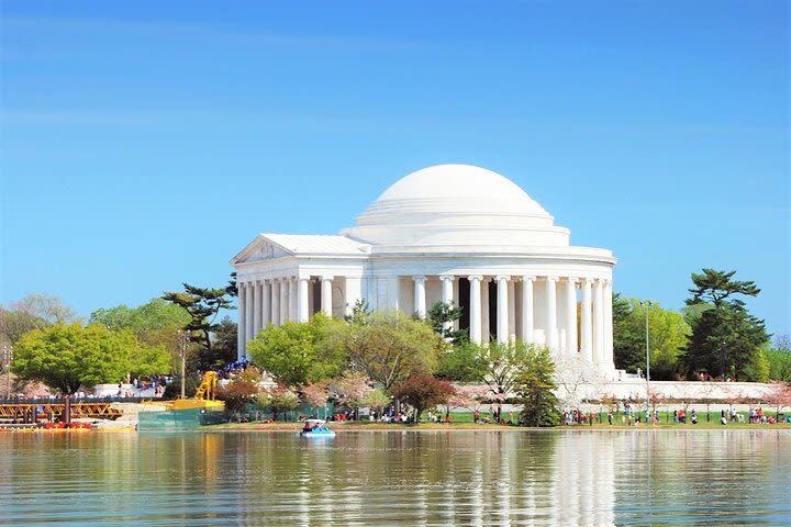 Washington DC "See the City" Guided Sightseeing Segway Tour image