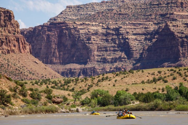 5-Day Desolation Canyon Rafting Trip - Arches National Park image