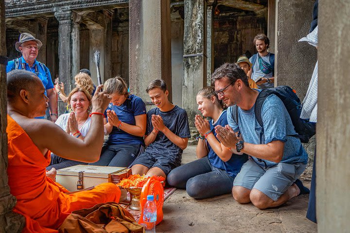 Angkor Sunrise Bike Tour with Breakfast and Lunch Included image