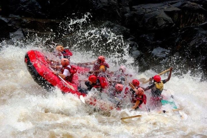 Zambezi White Water Rafting Adventure image