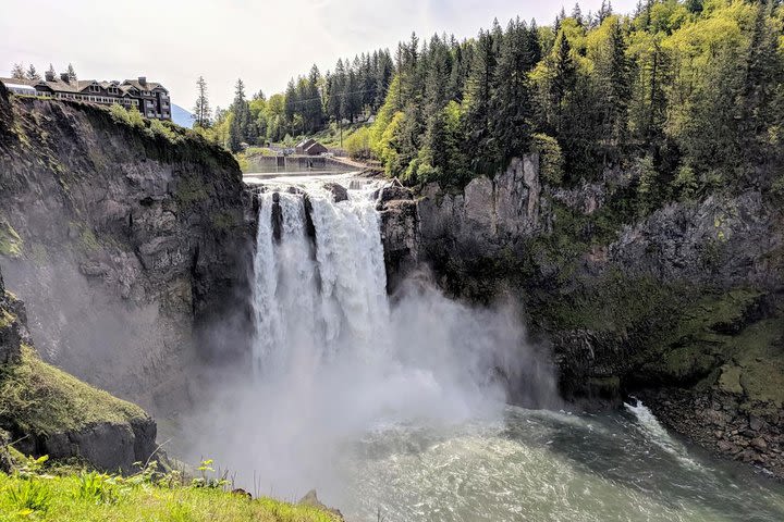 Seattle Wine and Waterfall Luxury Small-Group Day Tour with Lunch image