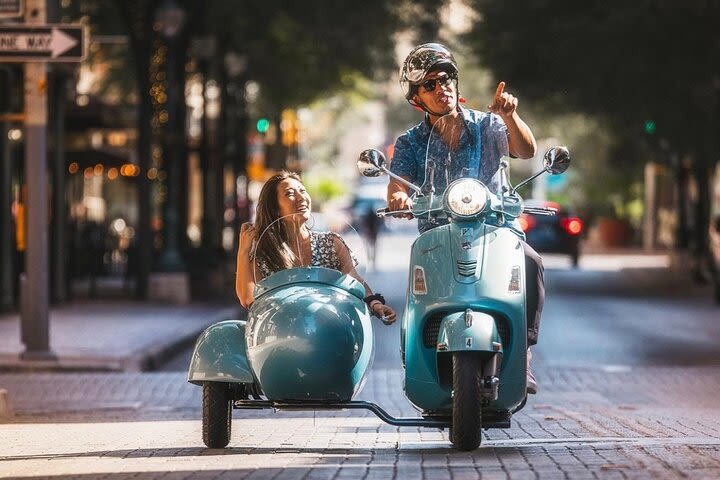 CITY Vespa SiDeCaR Tour and Tacos image