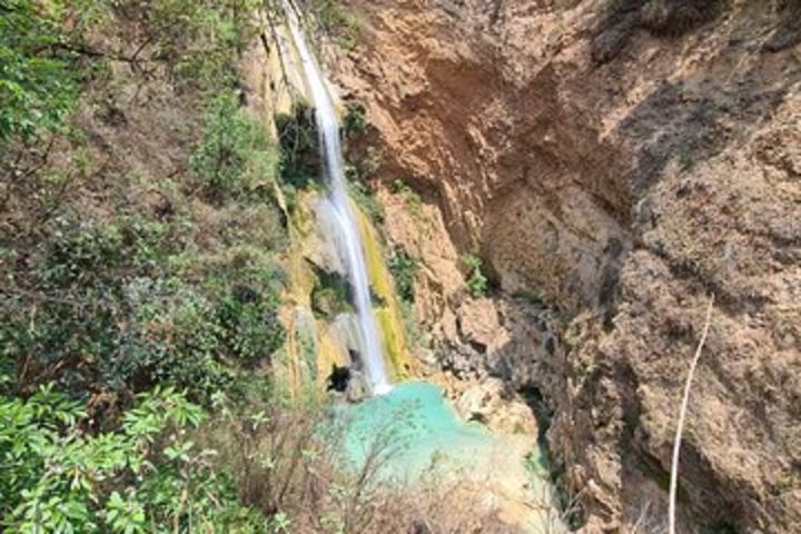 Apoala and The Turquoise Lagoon 7-Hour Tour image