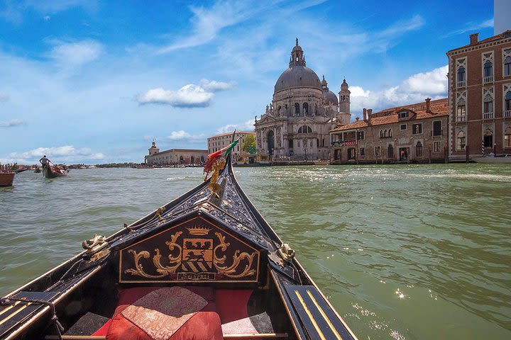 Enchanting Venice - Private Gondola Experience image