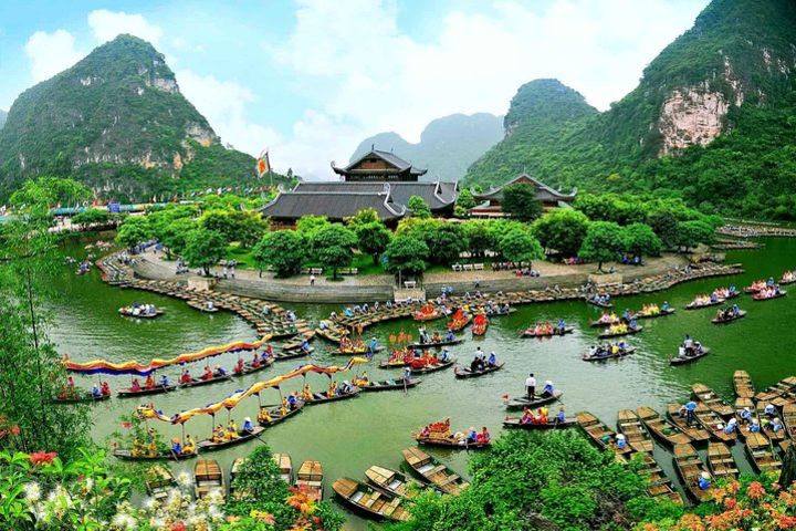 Ninh Binh 2D/1N from Hanoi: Hoa Lu - Tam Coc - Mua Cave - Bai Dinh - Trang An image