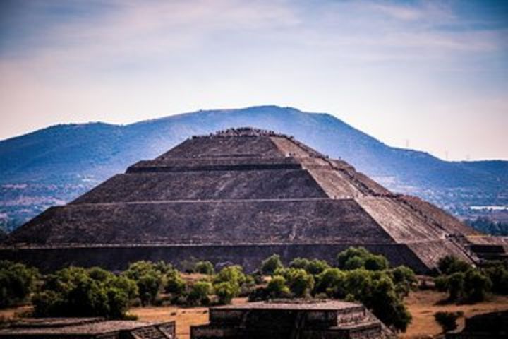 1 or 2 Days Trip to Mexico City Pyramids Zocalo Basilica and Anthropology Museum image