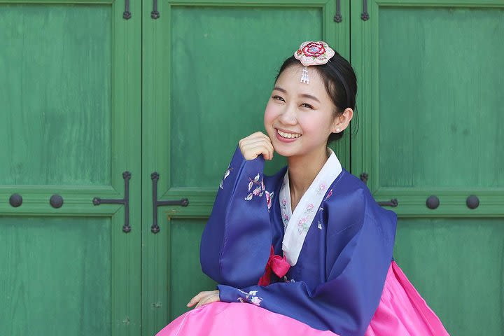 Gyeongbokgung Hanbok Photo Shoot image