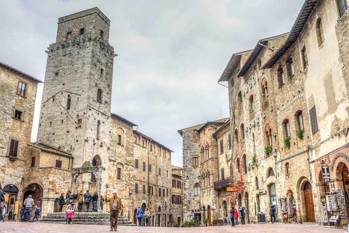 From Livorno: Siena and San Gimignano Guided Day Trip image