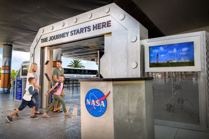 Kennedy Space Center Tour with Airboat Ride image