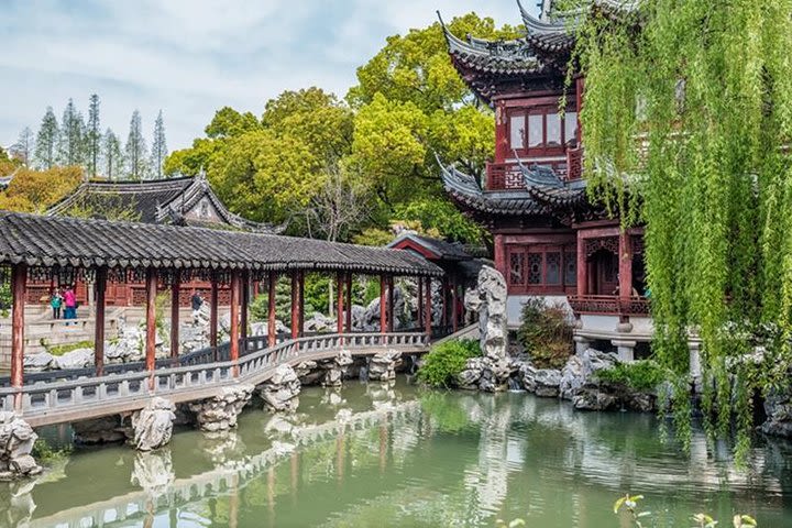 Private Full-Day Tour: Shanghai Past and Present image