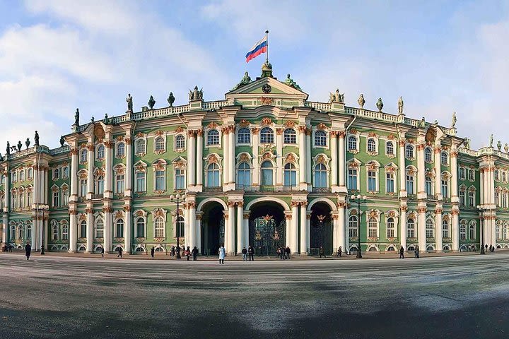 Mini-Group 2-Day Shore Excursion of St Petersburg with the Boat Ride image