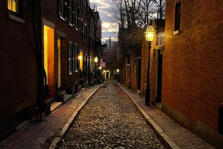 Self-Guided Boston Christmas Tour image