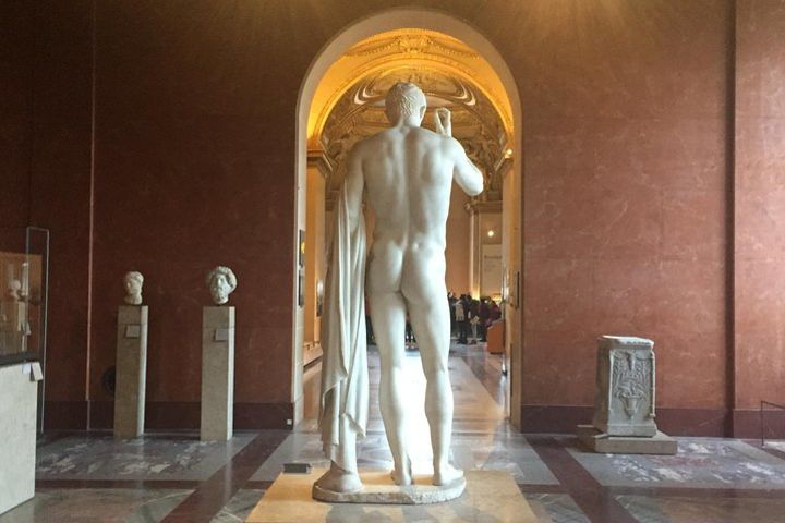 Semi-Private Homoerotic Louvre Tour with Skip-The-Line Access image