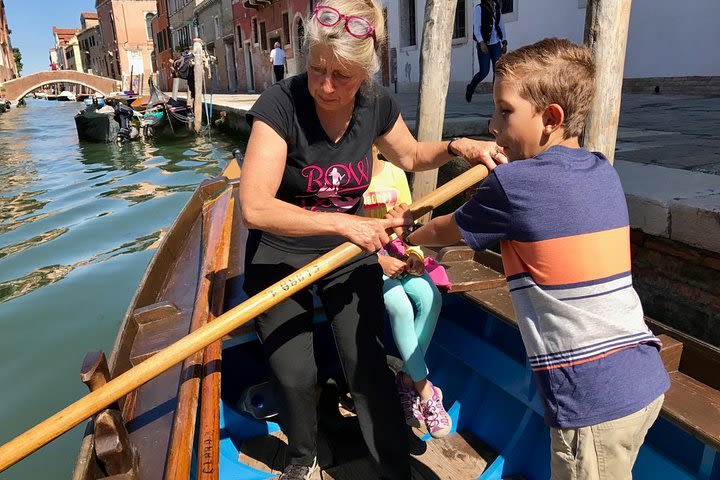 Venice Authentic Gondola Rowing Lesson image