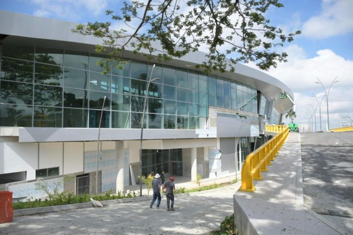 Private Airport Transfer to Salento image