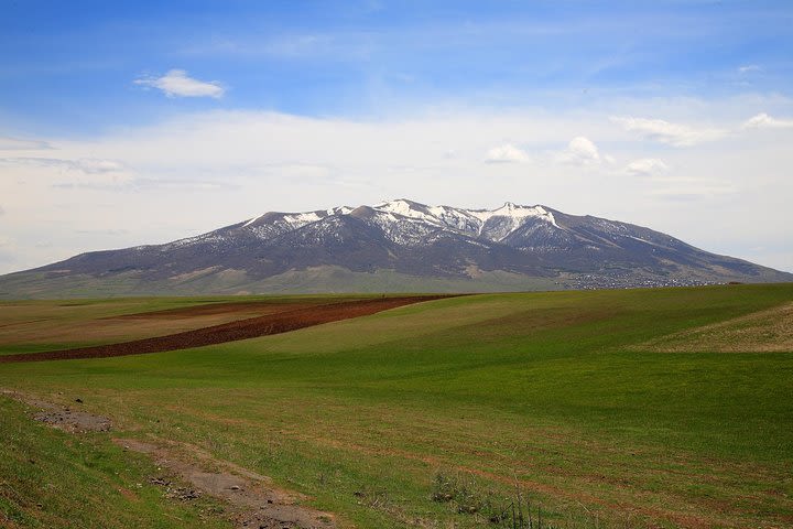 Daily jeep - hike tour to Ara Mountain image