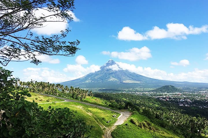 Mayon Volcano Adventure B image