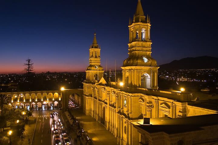 Walking Tour Arequipa Including Santa Catalina Monastery image