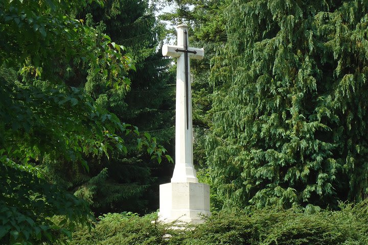 Visit of Saint-Symphorien Military Cemetery image