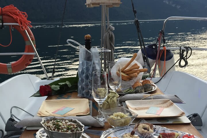 Love, Sail & Taste: Romantic sunset experience on Lake Como image