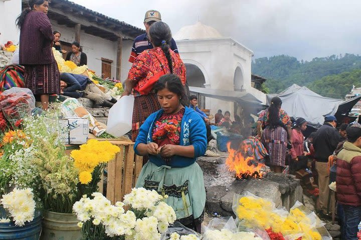 4-Day Tour: Guatemala City, Antigua, Chichicastenango Market and Lake Atitlan image