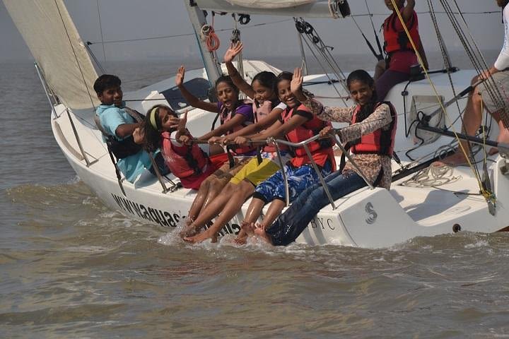 Discover Sailing at Iconic Gateway- Mumbai image