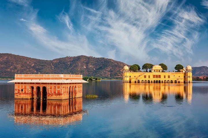 Private Full Day Jaipur Sightseeing Tour with Guide image